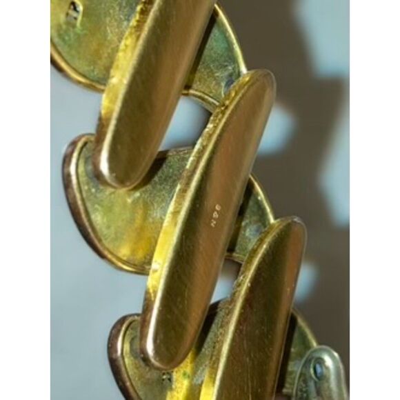 1940s Gold Expansion Bugbee and Niles Sweetheart Bracelet - Picture 12 of 15